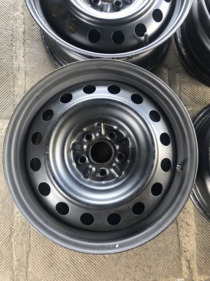 Toyota OEM Оригінальні стальні диски на авто Original Wheels R16 6.5j 5x114.3 ET45 DIA60.1 Black